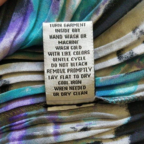 NWT Larry Levine Womens Bell Sleeve Blouse Size PL - Picture 8 of 8